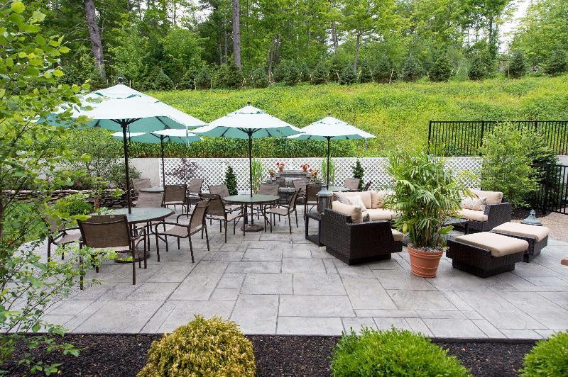 Bedford Village Inn Экстерьер фото