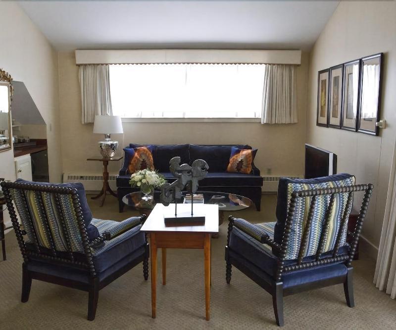 Bedford Village Inn Экстерьер фото