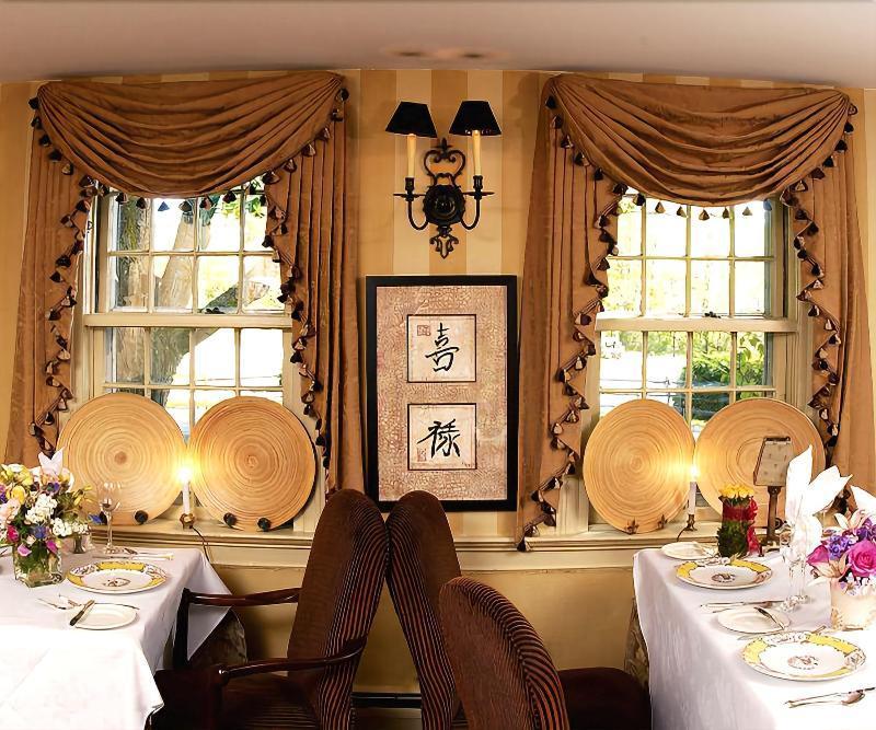 Bedford Village Inn Экстерьер фото