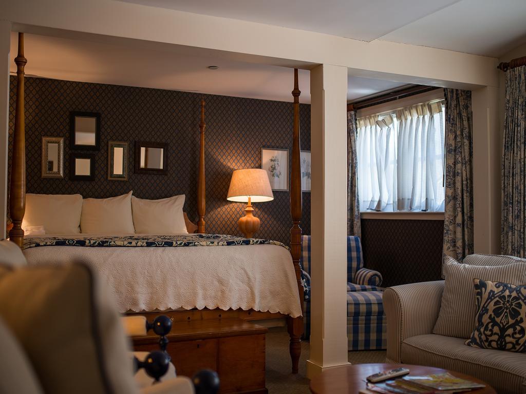 Bedford Village Inn Экстерьер фото