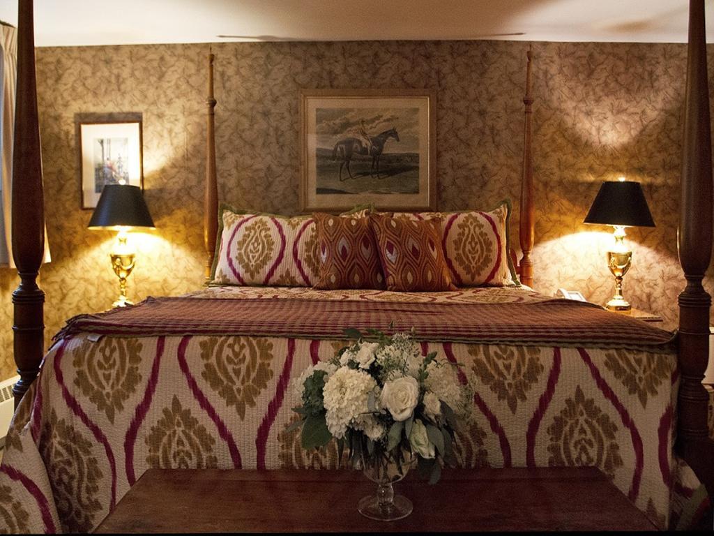 Bedford Village Inn Экстерьер фото