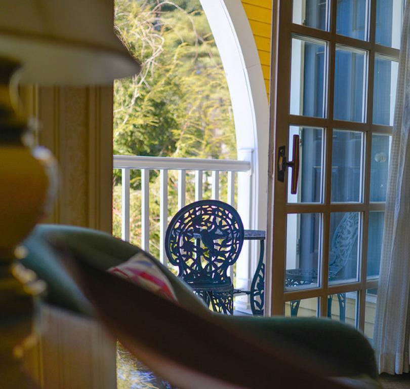 Bedford Village Inn Экстерьер фото